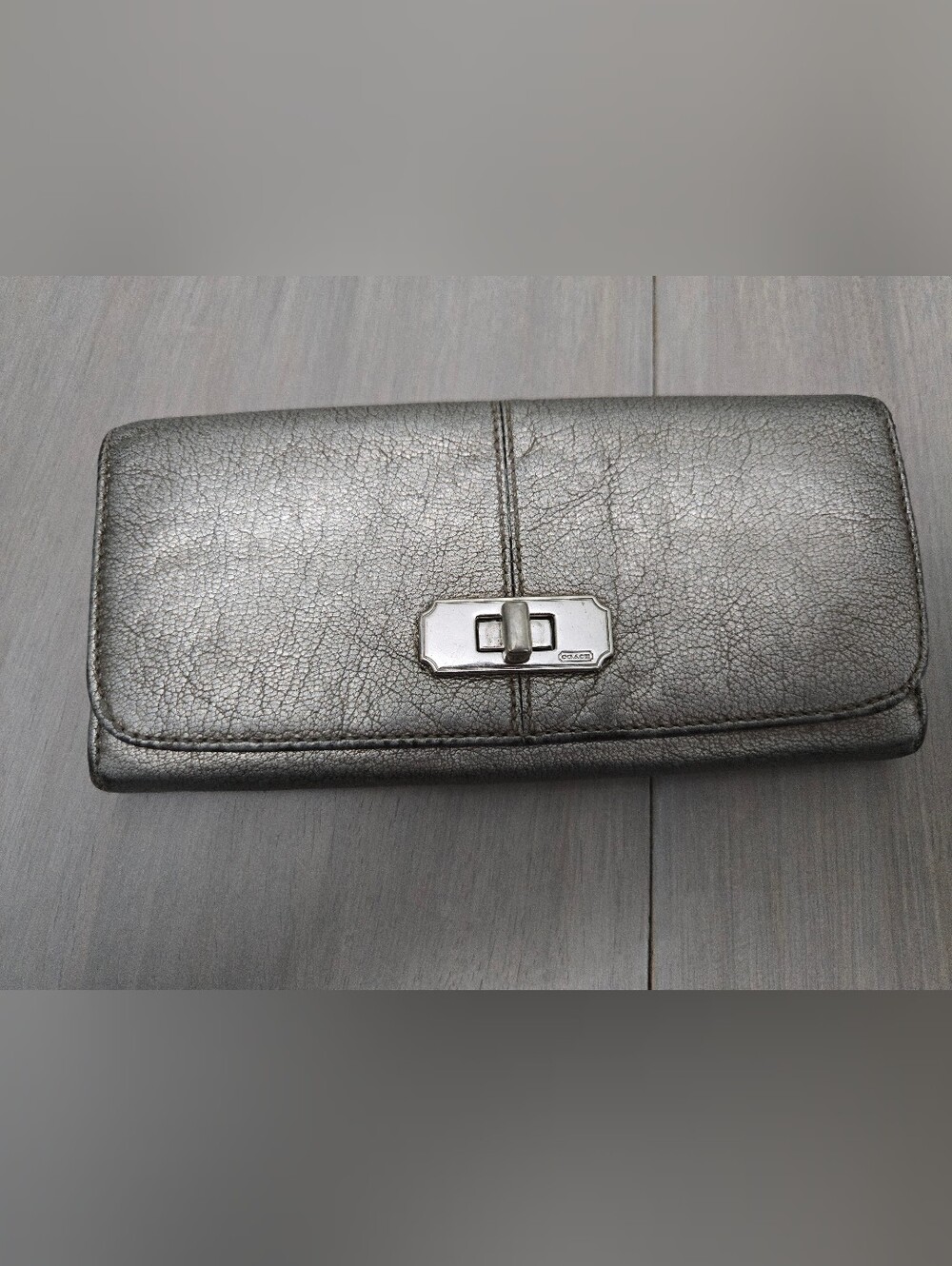 Coach Vintage Chelsea Turnlock Slim Envelope Metallic Silver Wallet